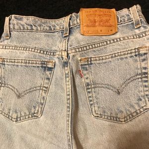 Authentic Levi’s “mom jeans”! Light wash straight